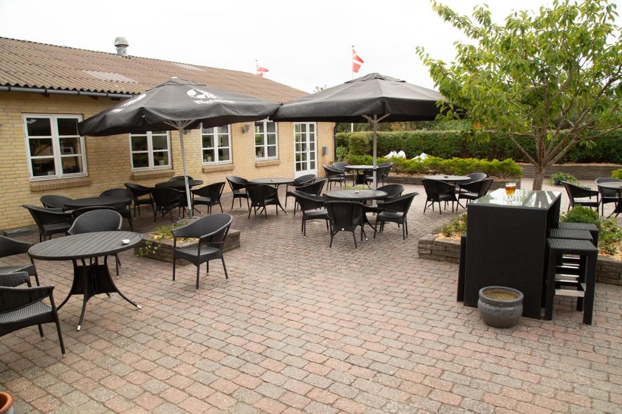 Ronnes Hotel Fjerritslev Exterior photo